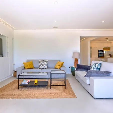 Villa Old Village Area, Your Perfect Vilamoura Getaway, Private Pool, Ac Wifi *
