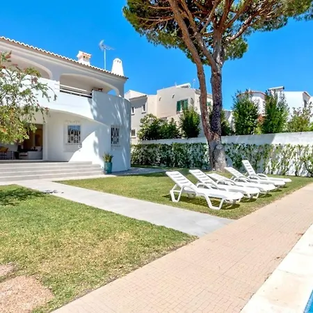 Old Village Area, Your Perfect Vilamoura Getaway, Private Pool, Ac Wifi Villa Quarteira